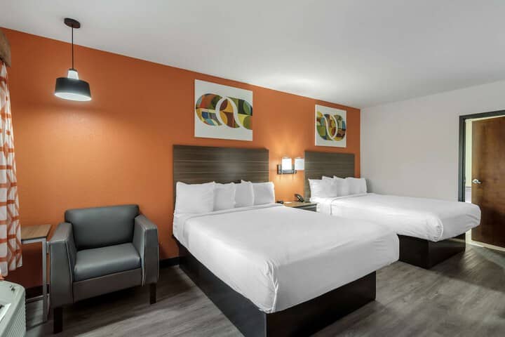 Room 6 of 51